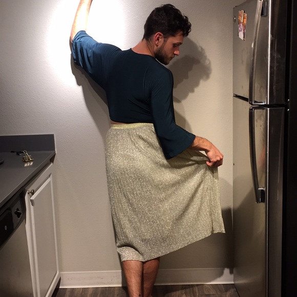 Urban Outfitters Emerald green Wrap Top - Picture 2 of 4